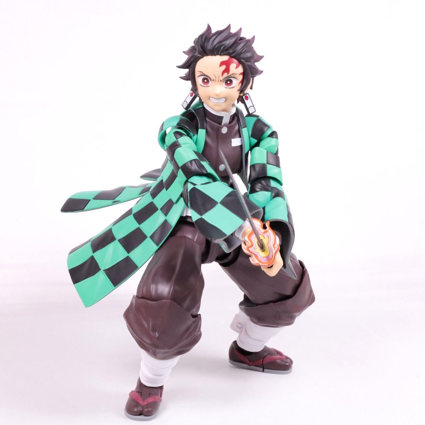 Tanjiro Kamado Bandai S.H.Figuarts